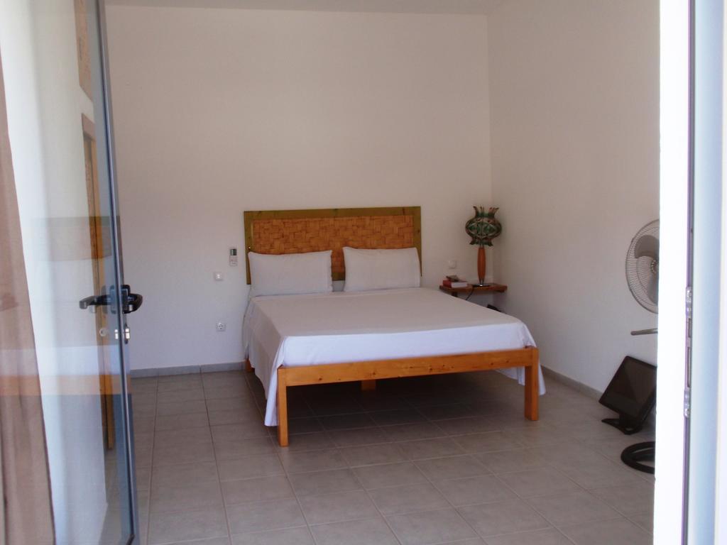 Zena Star Aparthotel Tarrafal  Quarto foto